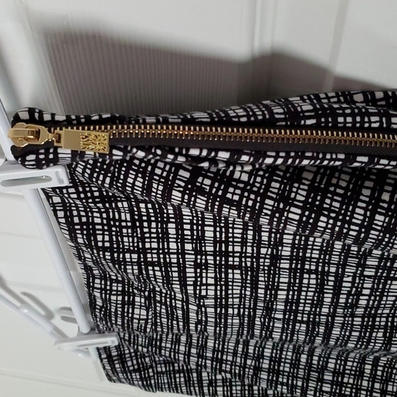 NWOT Anne Klein Black & White Front Flap Midi Skirt Size 16 - Picture 7 of 10